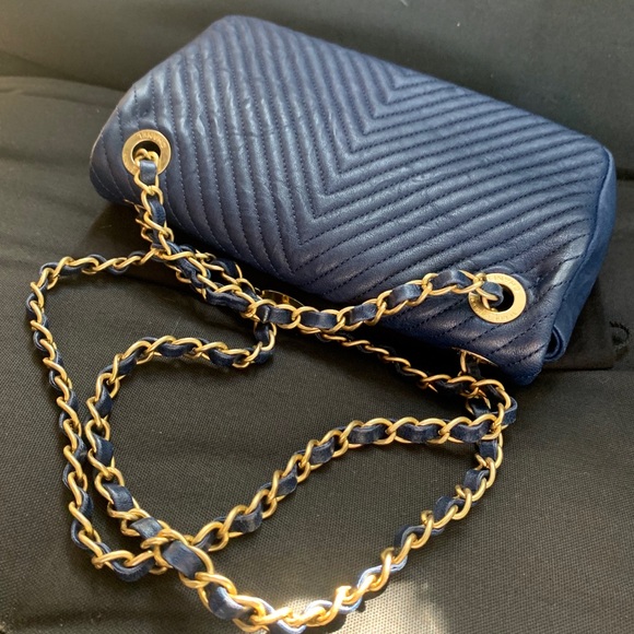 Chanel Small Calfskin Flap - Picture 6 of 8